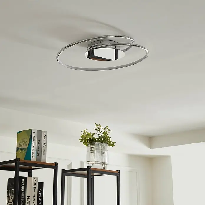 Lindby LED Deckenlampe modern chrom, weiß, LED Deckenleuchte Wohnzimmer -  - Moderne spiralförmige LED-Deckenleuchte in Chrom.