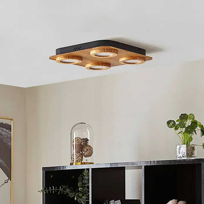 Lindby Deckenleuchte Joren - Holz hell - Quadratische Deckenleuchte mit schwarzem Sockel und Holzrahmen, mit fünf runden integrierten LED-Leuchten.
