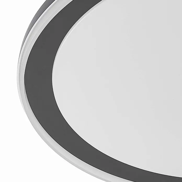 Lindby Deckenleuchte Verdan - schwarz - Rundes weißes Paneel mit dunkelgrauem Ring und silberfarbenem Rand.