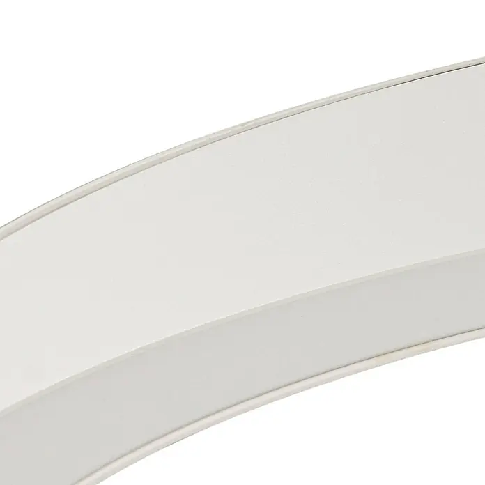 Lucande LED Deckenlampe in weiß, dimmbar Deckenleuchte rund -  - Gekrümmte weiße Platte mit feiner Textur und Randdetail, wahrscheinlich von einer Leuchte.