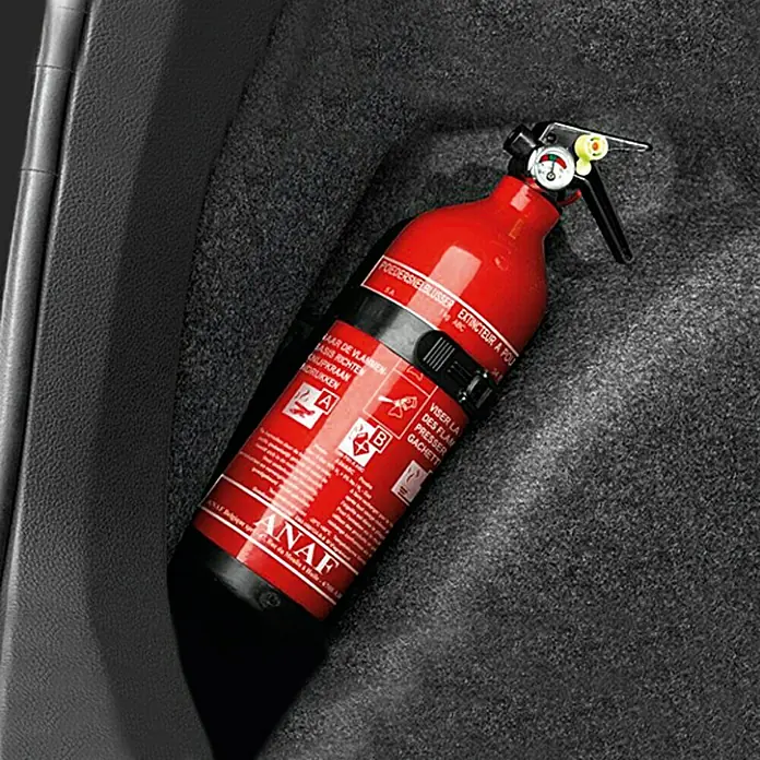 ANAF Dauerdruck-Pulverfeuerlöscher - 1 kg, Norm: DIN EN 3 - Roter Feuerlöscher der Marke ANAF. Das Gerät ist zur schnellen Bekämpfung von Bränden in Autos und anderen Fahrzeugen konzipiert.