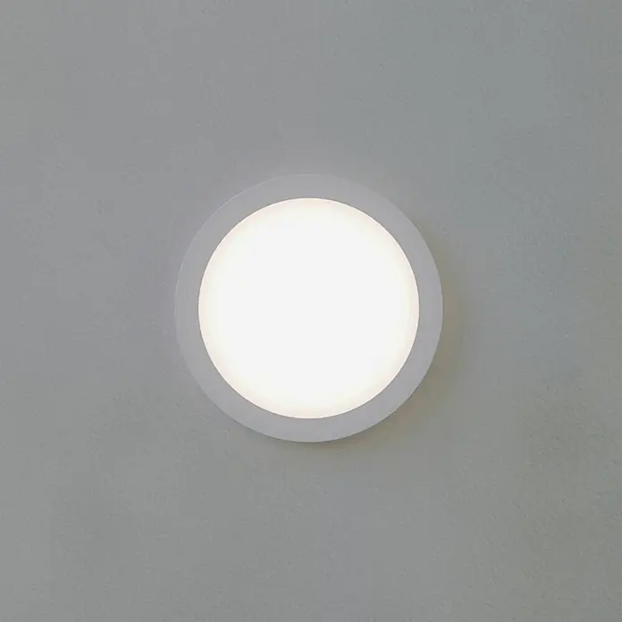 PRIOS LED Deckenlampe in weiß, Deckenleuchte rund -  - Rundes weißes Einbau-Deckenlicht mit warmweißem Licht.