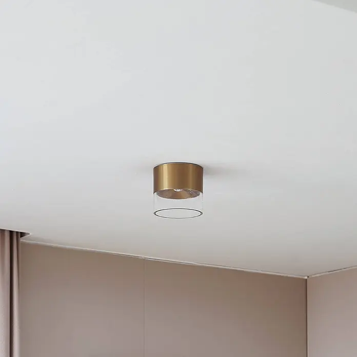 Lindby LED Deckenlampe in gold, transparent, Deckenleuchte rund -  - Messingfarbene Deckenleuchte mit Klarglas.