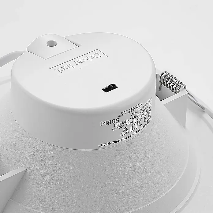 Prios Deckenstrahler Rida - weiß / opal, weiß / opal - Weiße LED-Einbauleuchte mit einstellbarem Farbtemperaturschalter und Montagefedern.