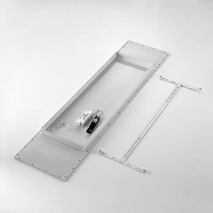 Lindby LED-Panel Quais - weiß / opal, weiß / opal, Neutralweiß - Graues rechteckiges LED-Panel-Gehäuse mit elektrischem Treiber und schwarzem Stecker, daneben ein Metallhalter.