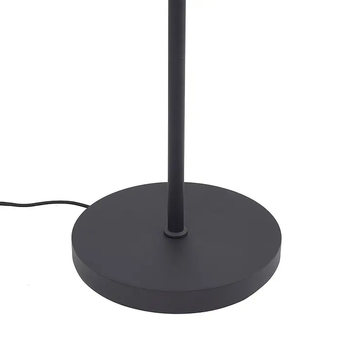 Lindby Stehlampe Leselampe in rauchgrau, schwarz, Stehleuchte -  - Dunkelgrauer Stehlampenfuß mit rundem Standfuß und unterem Mast, mit einem Stromkabel, das von hinten herausragt.
