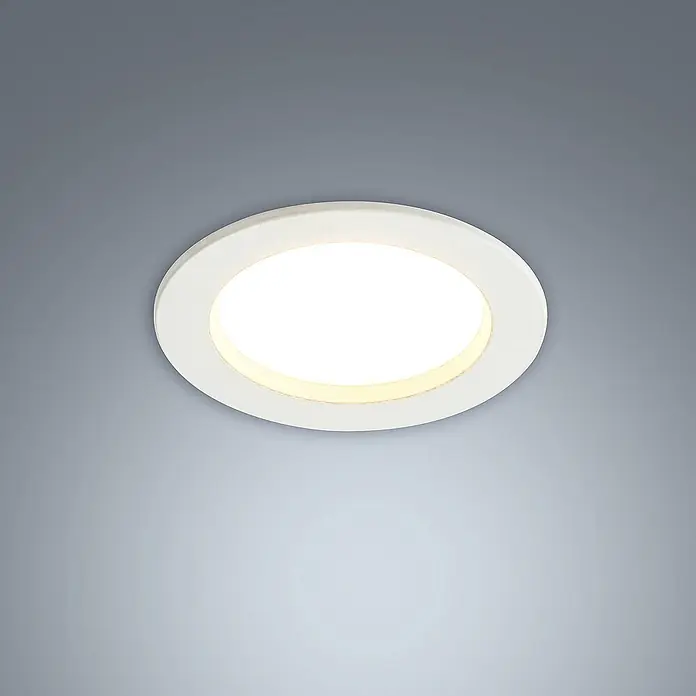 Arcchio Deckenstrahler Milaine - weiß / opal, weiß / opal - Weiße, runde LED-Einbauleuchte, beleuchtet mit warmem Licht.