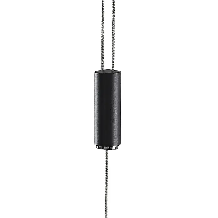 Lucande LED Pendelleuchte in schwarz matt, Hängelampe -  - Schwarze zylindrische Kabelklemme mit durchlaufenden geflochtenen Metallkabeln.