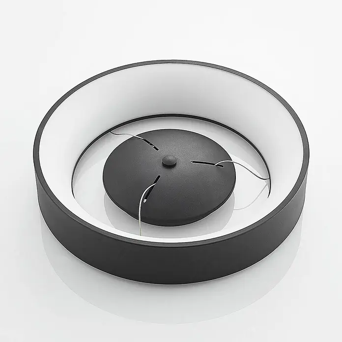 Arcchio LED Pendelleuchte in schwarz, weiß, Hängelampe -  - Runde schwarz-weiße LED-Leuchte mit zentraler schwarzer Scheibe und dünnen Drähten.