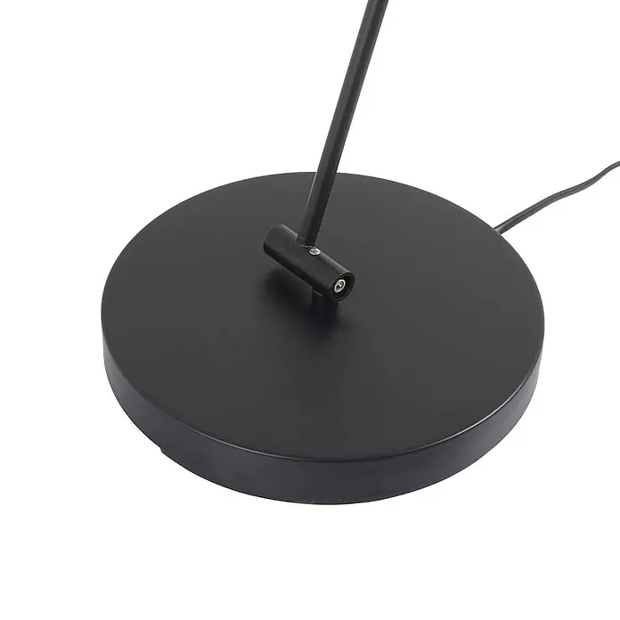 Lindby Stehleuchte Jyla - schwarz, schwarz - Schwarzer runder Lampenfuß mit Stange und Stromkabel.