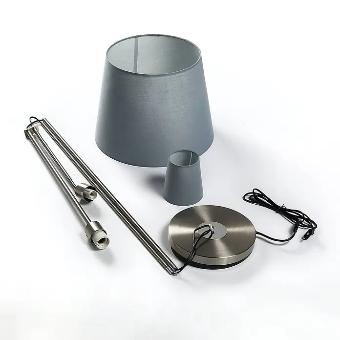 Lindby Stehleuchte Nantwin - alu / grau / zink, alu / grau / zink, E27 - Zerlegtes Lampen-Set aus grauem Stoff und verchromtem Metall mit Fuß, Stangen, Fassungen, zwei Lampenschirmen und Netzkabel.