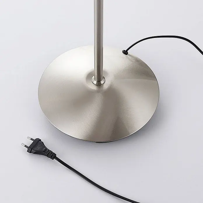 Lindby Stehlampe verstellbar, Standleuchte nickel satiniert 160 cm, 1x E14 -  - Gebürsteter Metall-Stehlampenfuß mit schwarzem Netzkabel und europäischem Stecker.