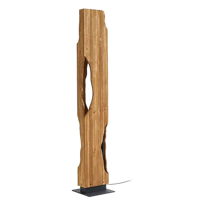 Lucande Stehlampe Wohnzimmer in holz, Stehleuchte -  - Hohe Holz-Stehlampe mit Naturholz-Finish und abstrakten Aussparungen auf dunklem Metallsockel.