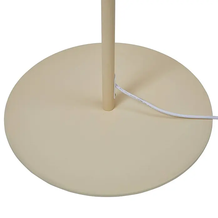 Lucande LED Stehlampe Wohnzimmer in beige, weiß, Stehleuchte -  - Runder, cremefarbener Lampenfuß mit zentralem Mast und weißem Stromkabel.