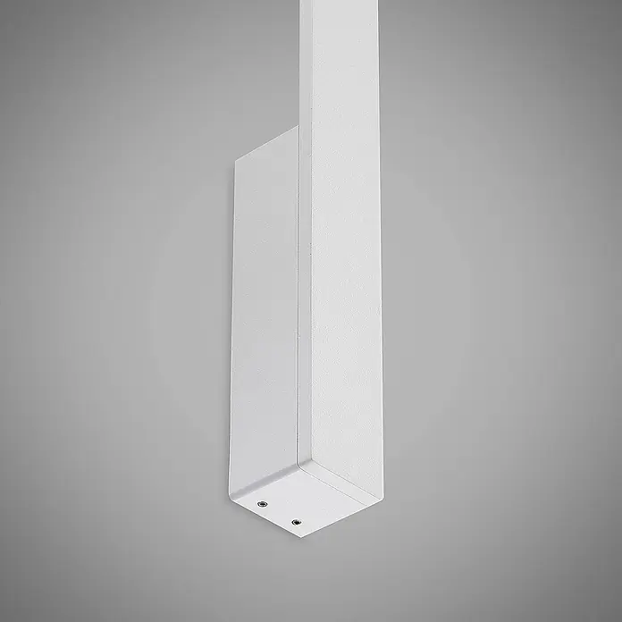 Arcchio LED Wandleuchte innen in weiß, Wandlampe -  - Weißer rechteckiger Leuchtkörper mit texturierter Oberfläche und zwei runden Lichtern.