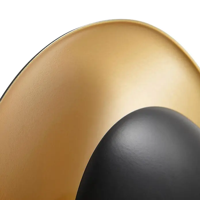Lindby Wandleuchte Tiama - schwarz - Modernes Dekorelement mit überlappenden gebogenen matten Gold- und mattschwarzen Oberflächen.