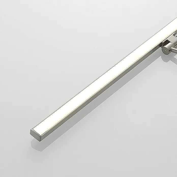 Lucande Wandleuchte Thibaud - alu / grau / zink - Beleuchtete lineare LED-Lichtleiste mit gebürsteter Metalloberfläche.