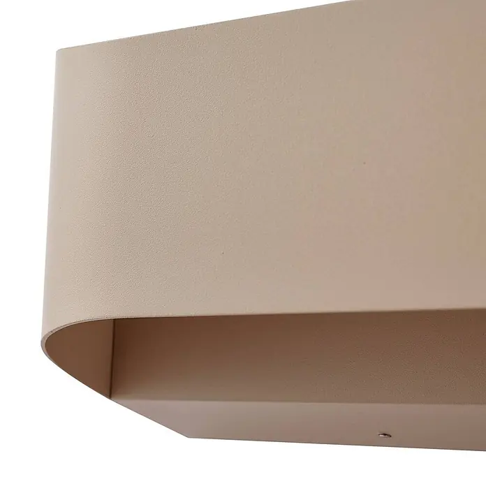 Lindby LED Wandleuchte aussen in beige, up down Aussenlampe Wand -  - Beigefarbene, texturierte Wandleuchte mit gebogenem Oberteil und offener Unterseite.