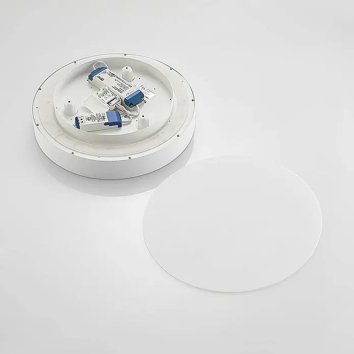 Arcchio LED Deckenlampe in weiß, Deckenleuchte rund -  - Weiße runde LED-Deckenleuchte demontiert, zeigt interne Treiber und eine separate diffuse Abdeckung.