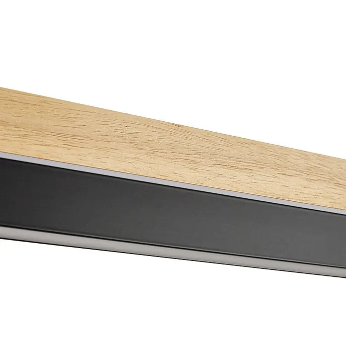 Lucande LED Pendelleuchte in holz, schwarz matt, Hängelampe -  - Schlankes lineares Lichtprofil mit heller Holzmaserung oben und dunkelgrauem Unterteil, getrennt durch dünne Metallstreifen.