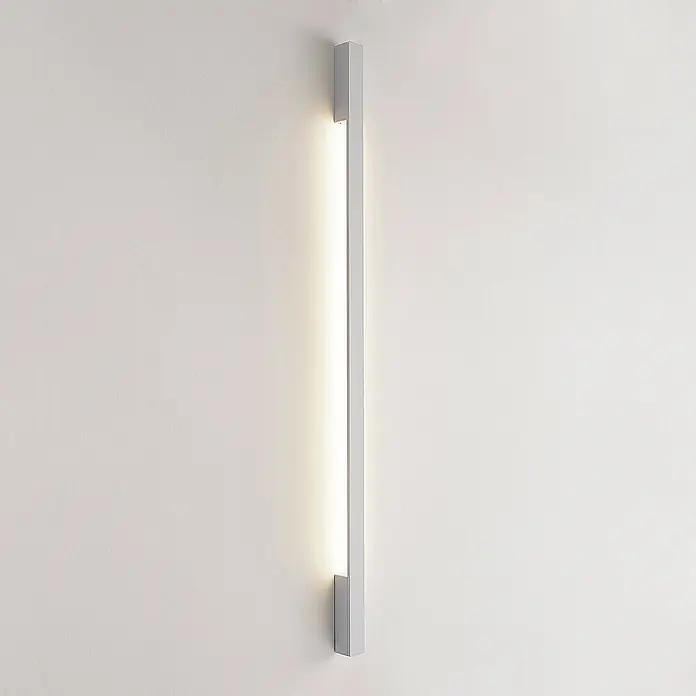 Arcchio LED Wandleuchte innen in weiß, Wandlampe -  - Schlanke, rechteckige Wandleuchte aus silbernem Metall, die warmes Licht nach oben und unten abgibt.