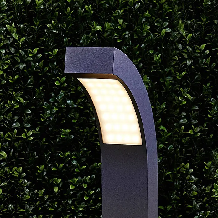 Lucande LED Wegeleuchte anthrazit Gartenlampe 100cm Pollerleuchte Aluminium -  - Anthrazitfarbene Wegeleuchte mit geschwungenem Design und integriertem LED-Lichtfeld.
