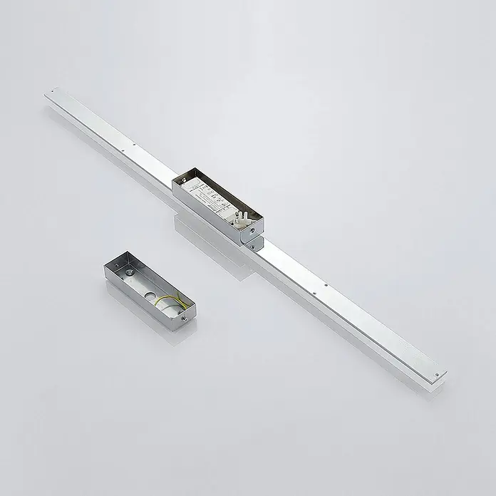 Lindby LED Deckenlampe in weiß, chrom, Deckenleuchte -  - Silberne Aluminium-LED-Lichtschiene mit separatem Gehäuse für Elektronik und Verkabelung.