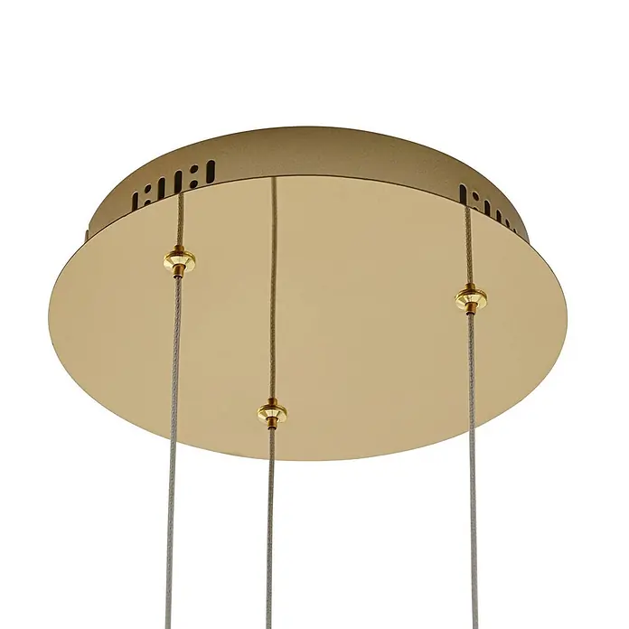 Lucande LED Pendelleuchte in transparent, gold, Hängelampe -  - Runde Deckenrosette in Bronze-Gold für Pendelleuchte, mit drei grauen Kabeln und goldfarbenen Halterungen.