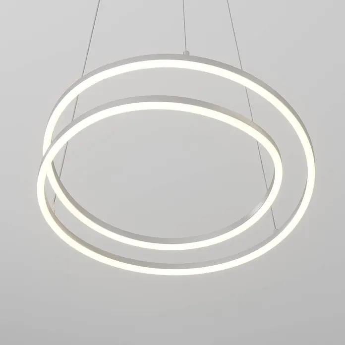 Lindby Pendelleuchte Davian - alu / grau / zink, nickel satiniert - Weiße runde LED-Pendelleuchte mit zwei beleuchteten Ringen, von der Decke hängend.