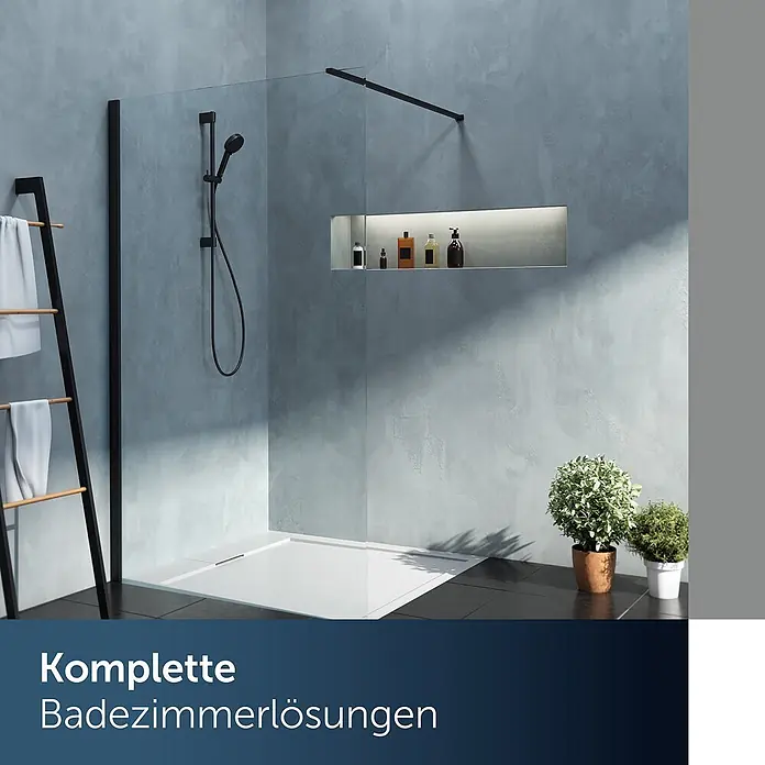 Ideal Standard Brause-Set - Matt Schwarz - Moderne begehbare Dusche mit schwarzen Armaturen, grauen Wänden und einer Nische, in einem zeitgenössischen Badezimmerambiente.