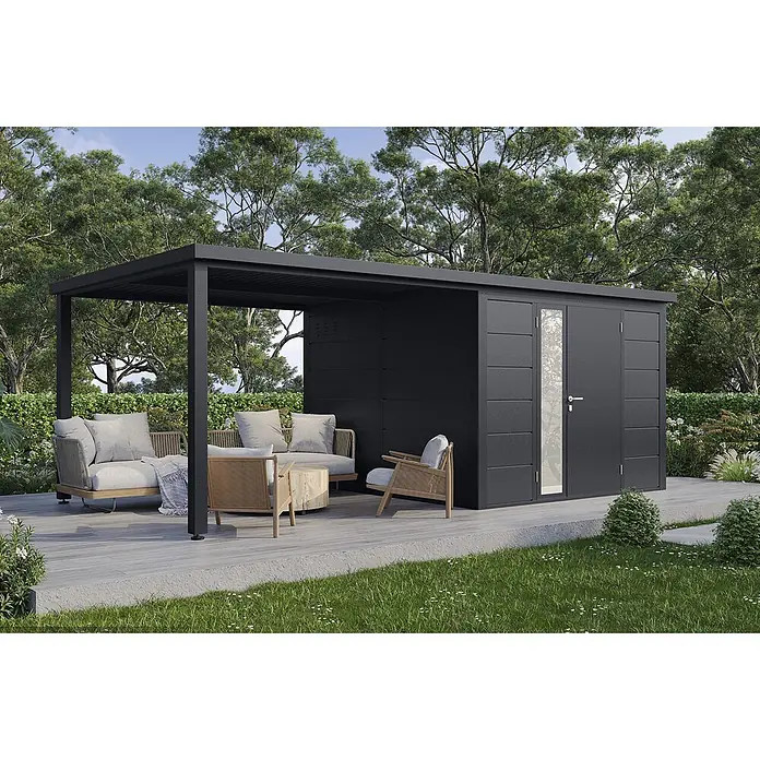 Wolff Finnhaus Gartenhaus Linnea Prime Line - Außenmaß inkl. Dachüberstand (B x T): 590 x 306 cm, Metall, Anthrazit - Dunkelgrauer Metallschuppen mit integrierter Pergola und Loungebereich im Garten.