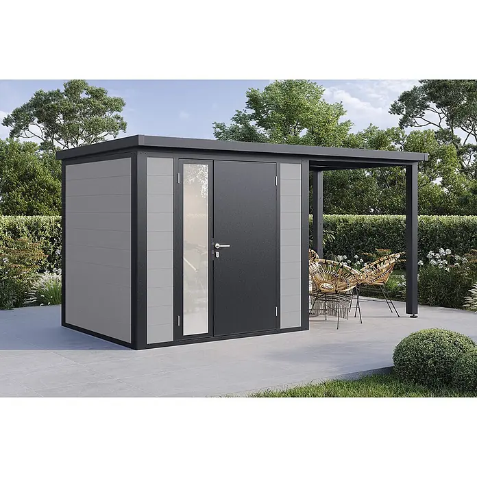 Wolff Finnhaus Gartenhaus Juna Prime Line - Außenmaß inkl. Dachüberstand (B x T): 429 x 220 cm, Verbundwerkstoff, Anthrazit - Moderner grauer Gartenschuppen mit dunkelgrauem Rahmen und integrierter Pergola, Glastür. Auf einer Terrasse.