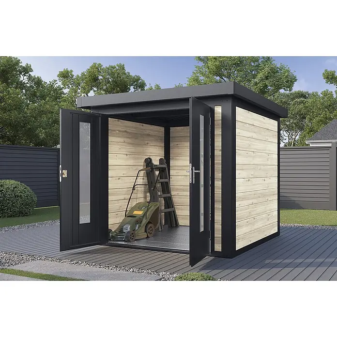 Wolff Finnhaus Gartenhaus Henrik Master Line - Außenmaß inkl. Dachüberstand (B x T): 264 x 272 cm, Holz, Naturhell - Moderner Gartenschuppen mit hellen Holzpaneelen und dunklem Rahmen, Türen offen mit Rasenmäher und Leiter.