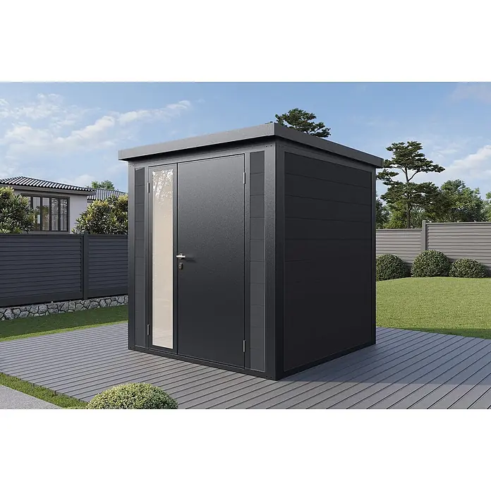 Wolff Finnhaus Gartenhaus Asger Prime Line - Außenmaß inkl. Dachüberstand (B x T): 210 x 220 cm, Verbundwerkstoff, Anthrazit - Anthrazitfarbenes Metall-Gartenhaus mit Einzeltür und Fensterstreifen, auf einer Terrasse im Garten.