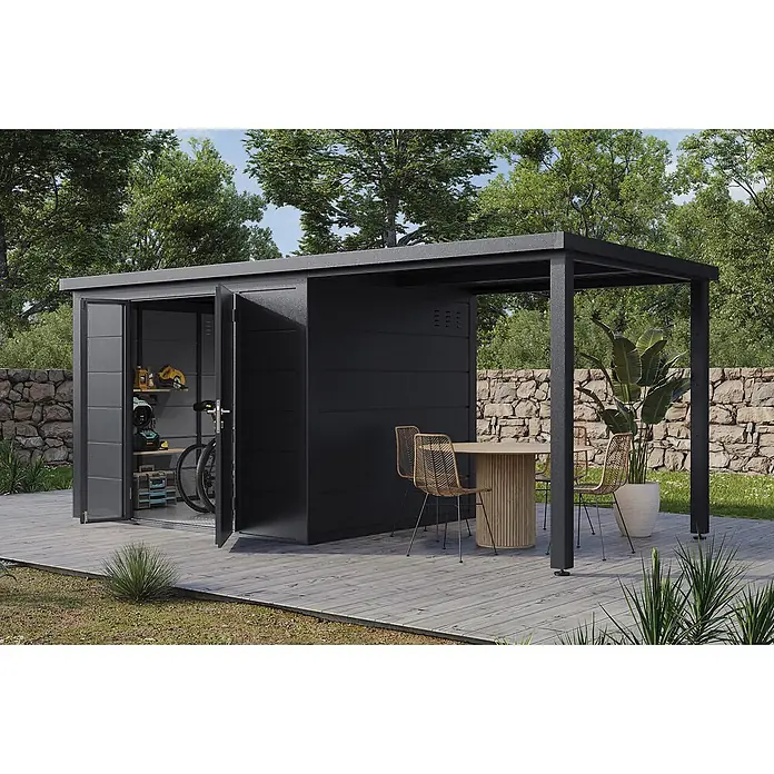 Wolff Finnhaus Gartenhaus Linnea Prime Line - Außenmaß inkl. Dachüberstand (B x T): 519 x 247 cm, Metall, Anthrazit - Dunkelgrauer Metall-Gartenschuppen mit integrierter Pergola auf Holzterrasse. Schuppen für Werkzeuge/Fahrrad, Pergola für schattigen Sitzbereich.