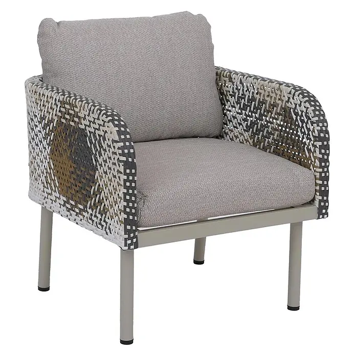Mendler Loungemöbel-Set HWC-P80 - 3 -tlg., Rattan, Creme-beige, Creme-beige - Outdoor-Sessel mit mehrfarbig geflochtener Rückenlehne/Armlehnen (weiß, grau, braun), hellgrauen Polstern und hellgrauen Metallbeinen.