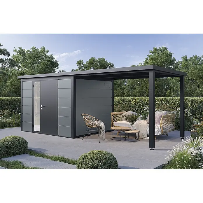 Wolff Finnhaus Gartenhaus Linnea Prime Line - Außenmaß inkl. Dachüberstand (B x T): 580 x 247 cm, Metall, Felsgrau - Dunkelgrauer Geräteschuppen aus Metall mit integrierter Pergola, bildet Stauraum und einen schattigen Außenbereich im Garten.