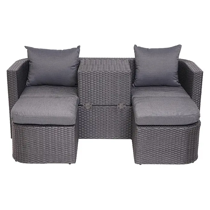 Mendler Loungemöbel-Set HWC-J37 - 4 -tlg., Rattan, Anthrazit, Kissen dunkelgrau, Anthrazit - Dunkelgraues Rattan-Gartensofa mit zwei Sitzen, grauen Kissen und einem zentralen Aufbewahrungstisch.