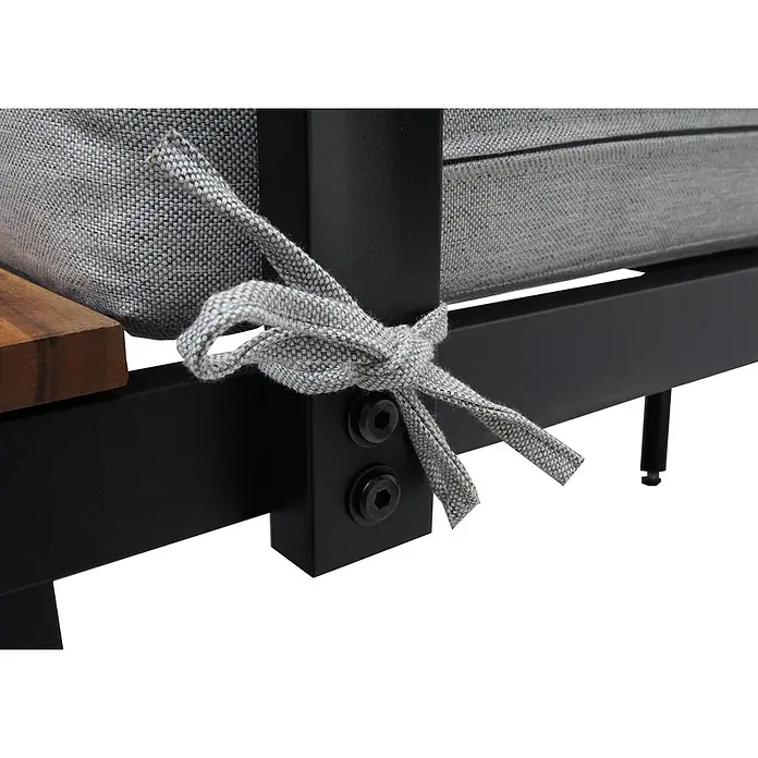 Mendler Loungemöbel-Set HWC-L27 - 3 -tlg., Holz, Hellgrau, Hellgrau - Graues gewebtes Kissen mit passendem Stoffband an schwarzem Metallrahmen befestigt. Eine Holzarmlehne ist sichtbar.