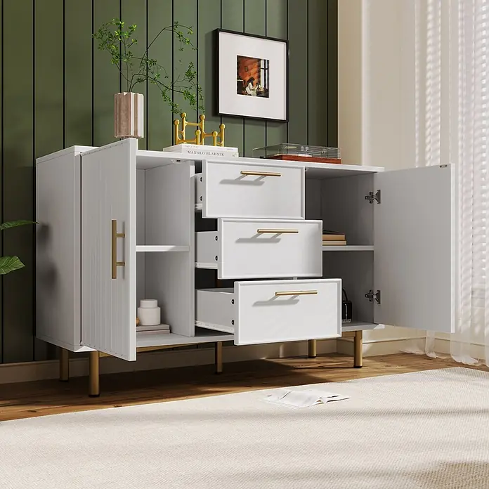 SONNENH Kommode mit Regalen 120 x 75 x 40 cm Weiß -  - Weißes Sideboard mit goldfarbenen Griffen und Beinen, offenen Seitentüren und drei ausgezogenen Schubladen, in einem modernen Interieur.