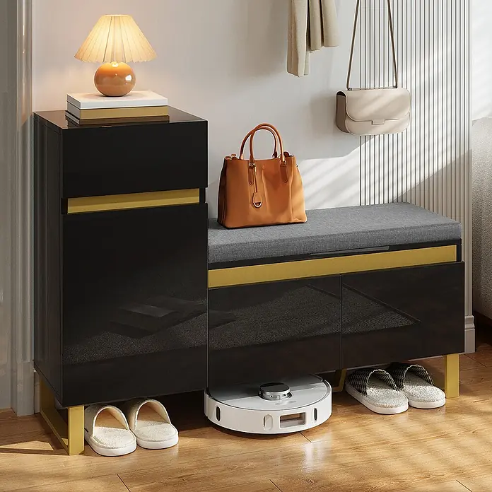 SONNENH Schuhschrank - Schwarz/Gold - Schwarzer Flurschrank mit goldfarbenen Akzenten und einer grau gepolsterten Bank, bietet Schuhaufbewahrung und Sitzgelegenheiten.