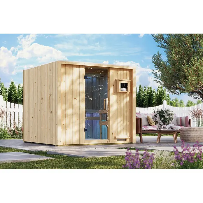 Karibu Saunahaus Tim - 9 KW Bio-Ofen mit externer Steuerung, Natur, L x B x H: 224 x 219,5 x 196 cm - Hellholzige Außensauna mit Glastür, auf einer Terrasse im Garten neben einem Loungebereich.