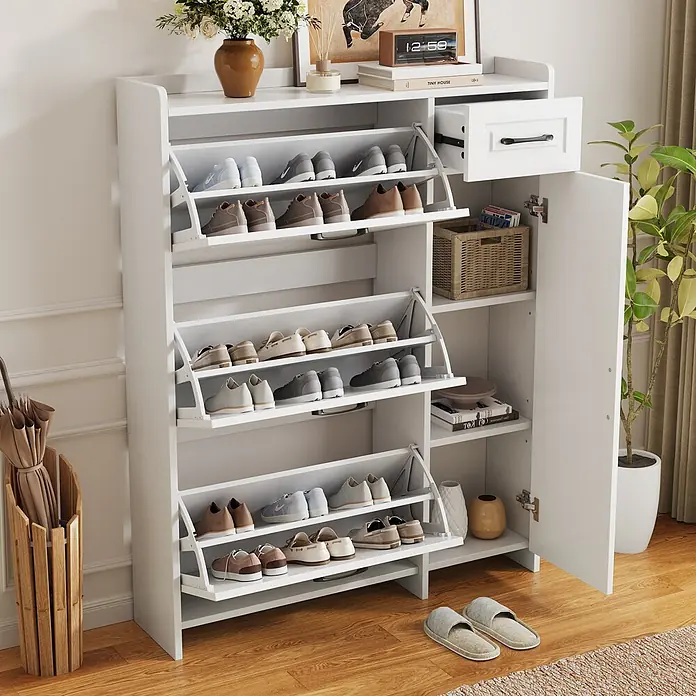 SONNENH Schuhschrank mit drei Klappfächern und Schublade, Weiß -  - Weißer Schuhschrank mit mehreren Klappfächern und einem Seitenschrank, gefüllt mit Schuhen und Deko.