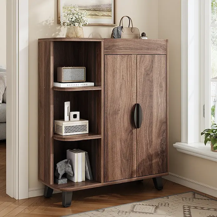 SONNENH Schuhschrank - Walnussoptik - Dunkler Walnussholz-Schrank mit offenen Regalen und Doppeltüren, als Akzentstück im Wohnzimmer.