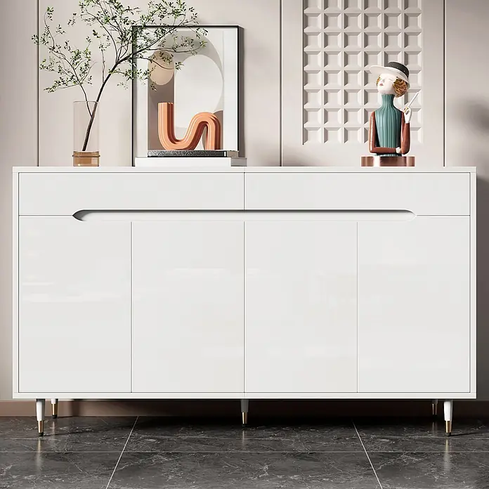 SONNENH Schuhschrank - Weiß/Gold - Weißes Hochglanz-Sideboard mit zwei oberen Schubladen und vier unteren Türen, mit integrierten Griffen und goldenen Kegelfüßen.