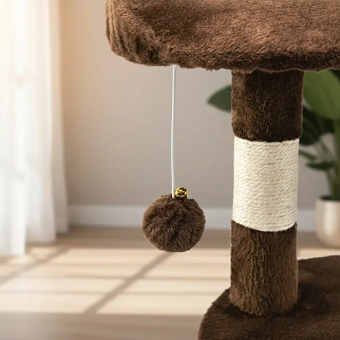 belviona Kratzbaum - 40 x 40 x 112 cm, Textil, braun - Brauner Plüsch-Katzenbaum mit weißem Sisal-Kratzstamm und baumelndem Spielzeug mit Glöckchen.
