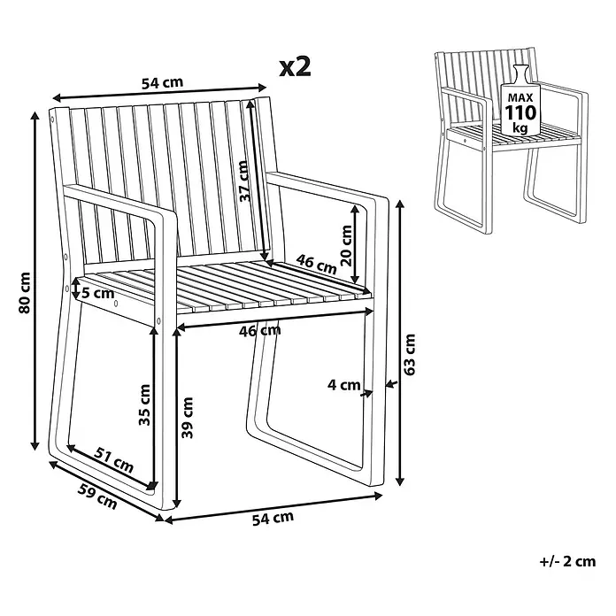 Beliani Gartenstuhl-Set SASSARI II PREMIUM - 4 Stk., zertifiziertes Akazienholz, Braun, B x T x H: 54 x 59 x 80 cm - Weißer Sessel mit Lattenrücken und Sitzfläche, zeigt Maße und 110 kg Traglast.
