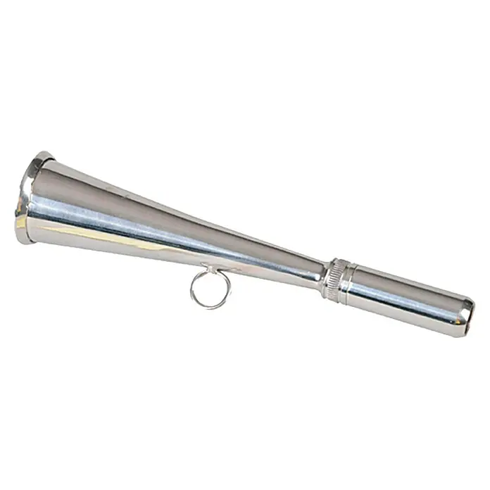 Nebelhorn - Länge: 175 mm, Edelstahl - Silbernes Trichterinstrument mit Griffring für laute Kommunikation, wie eine Stadionfanfare, isoliert.