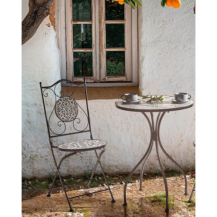 2er-Set Gartenstuhl CHAPECO in Schwarz/Blau/Weiß -  - Elegantes Bistro-Set aus dunklem Metall mit Mosaikfliesen-Rückenlehne, Sitz und Tischplatte, draußen für gemütliche Stunden.