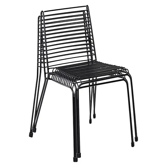 Beliani Gartenstuhl-Set CHIEVE - 2 Stk., Stahl, Schwarz, B x T x H: 49 x 57 x 80 cm - Zwei gestapelte schwarze Metall-Drahtstühle mit Lattenrücken und -sitzen, platzsparend lagerbar.